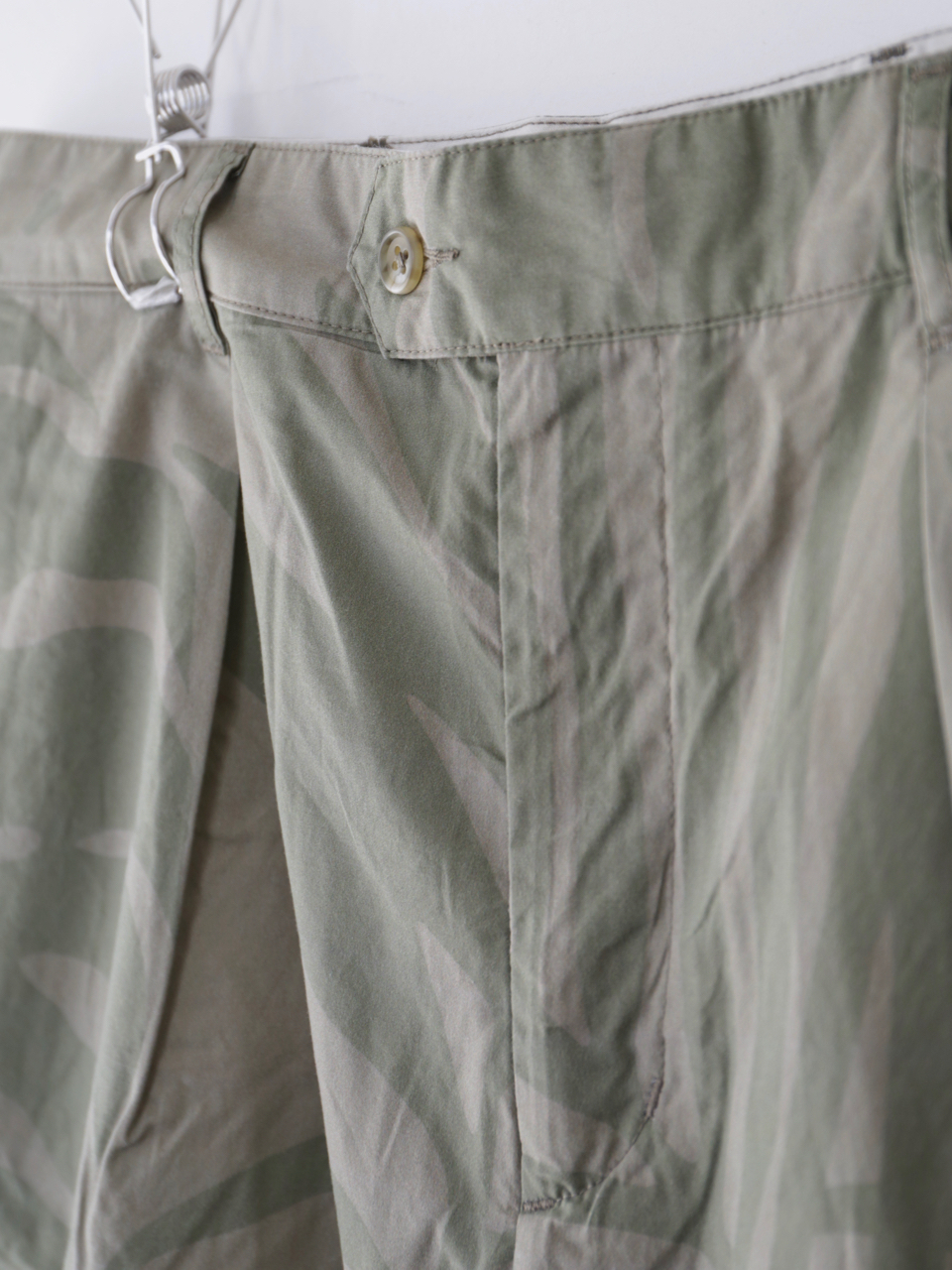 大注目 Sunset Short Engineered-Garments-Sunset Leaf - Cotton Short